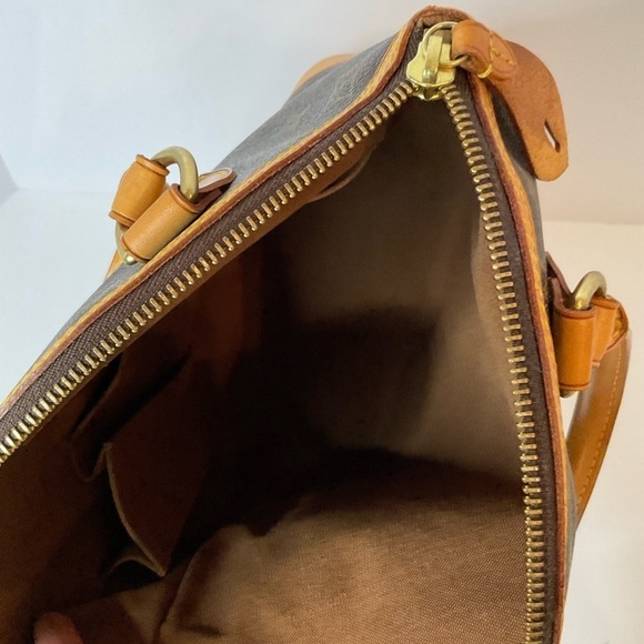 🛑SOLD Louis Vuitton Lockit Vertical Bag - Picture 5 of 12